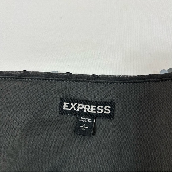 Express Silver Gray All Over Sequins Cape Sleeve Blouse L Wedding Guest Holiday - Picture 4 of 8